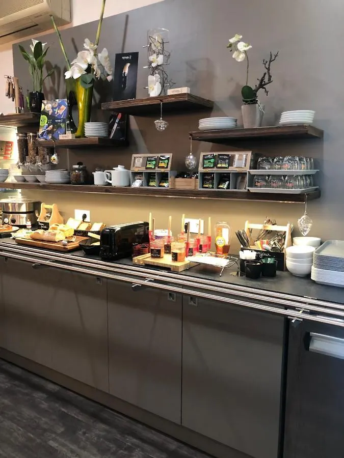Contact Hotel Les Ailes Challes-les-Eaux France